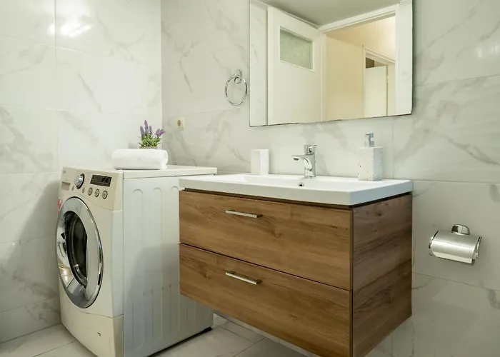 Atena Urban Living *